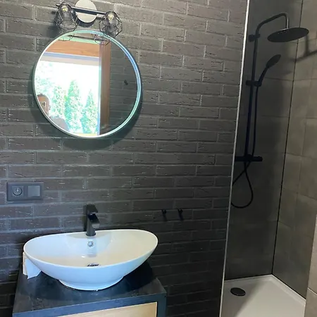 Appartement Nowa Apartmenty - Parking Lotniskowy *